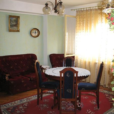 Garden Lägenhet Belgrad Exteriör bild